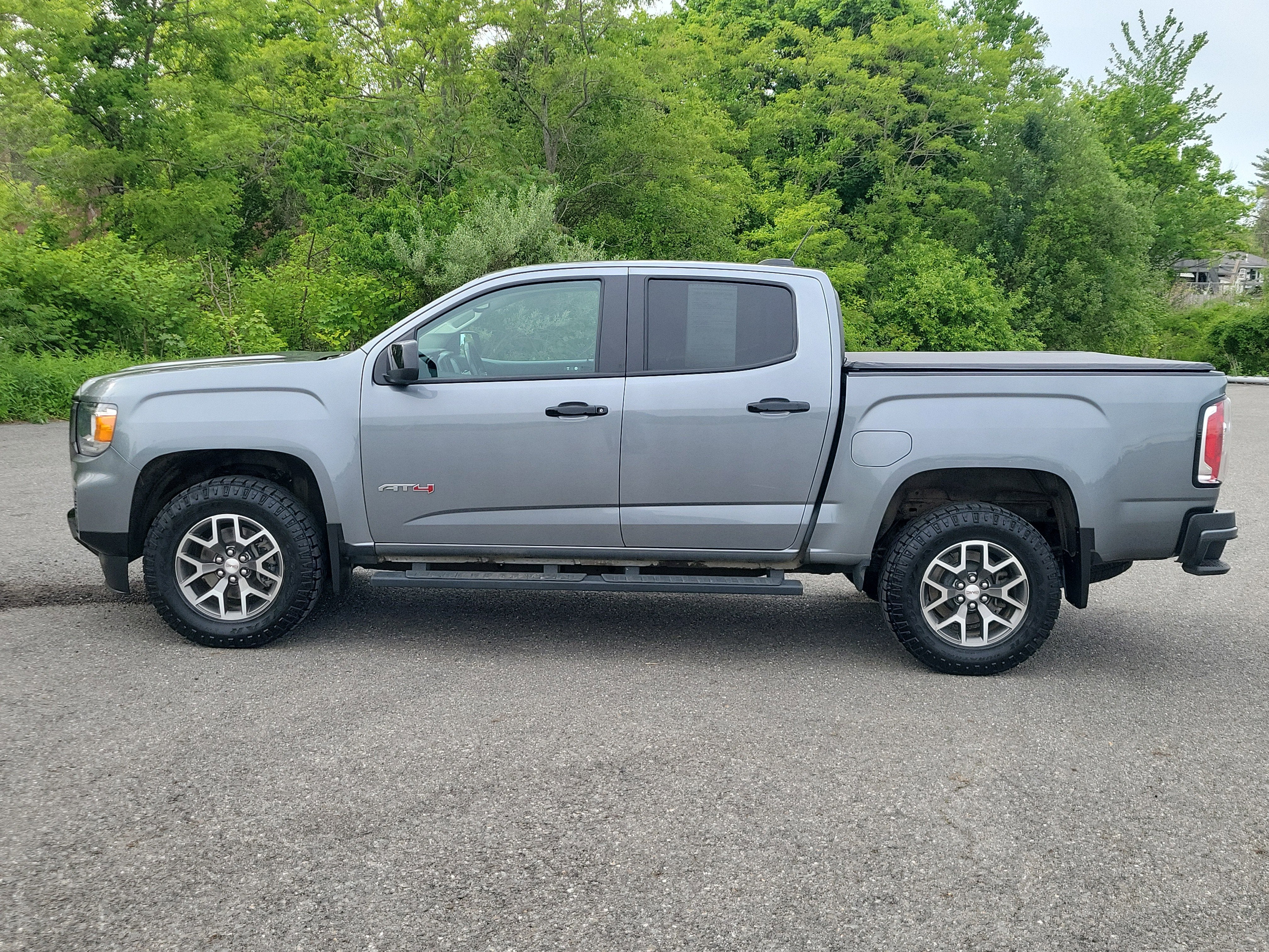 2022 GMC Canyon — side profile view