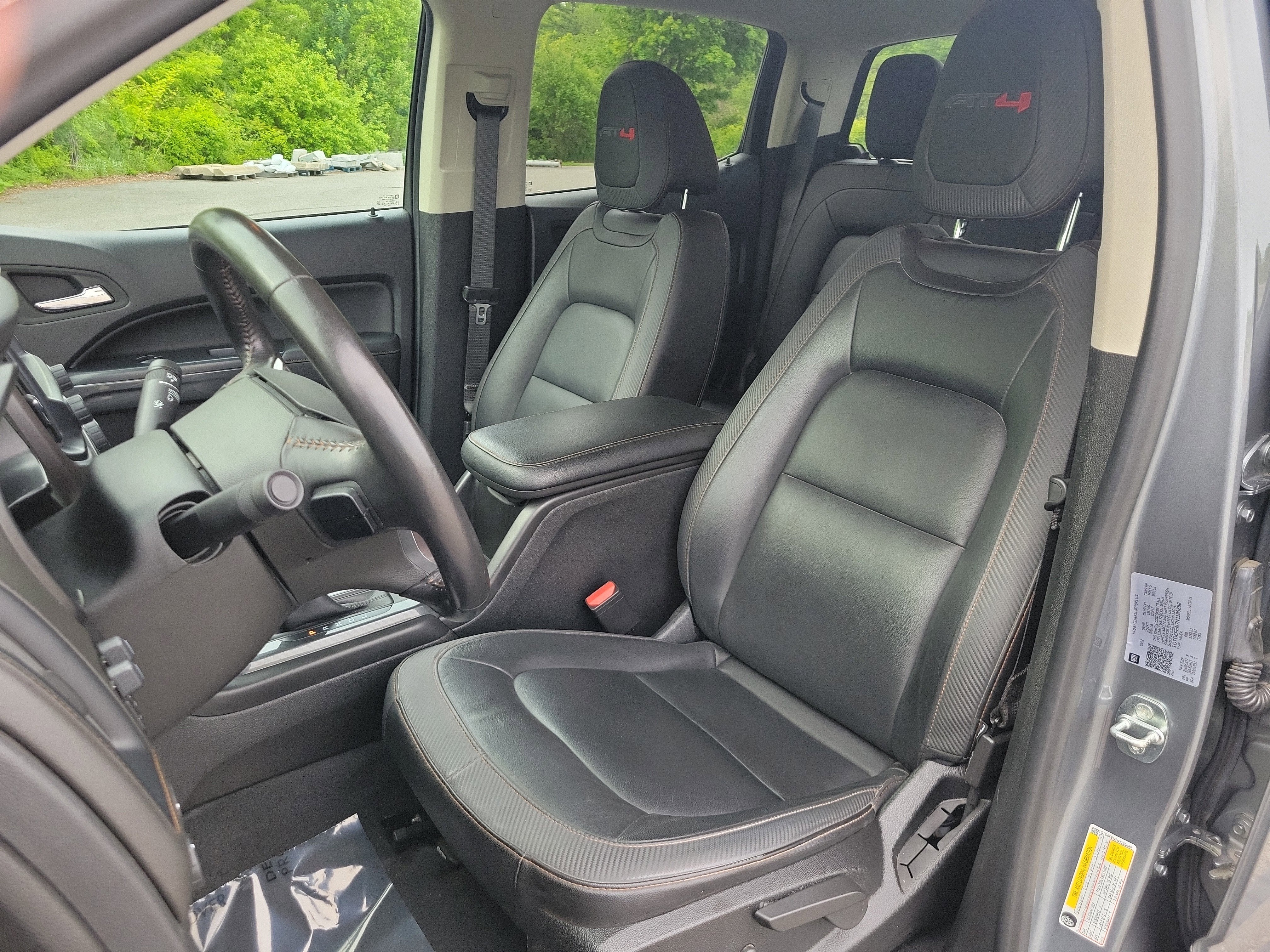 2022 GMC Canyon — interior view