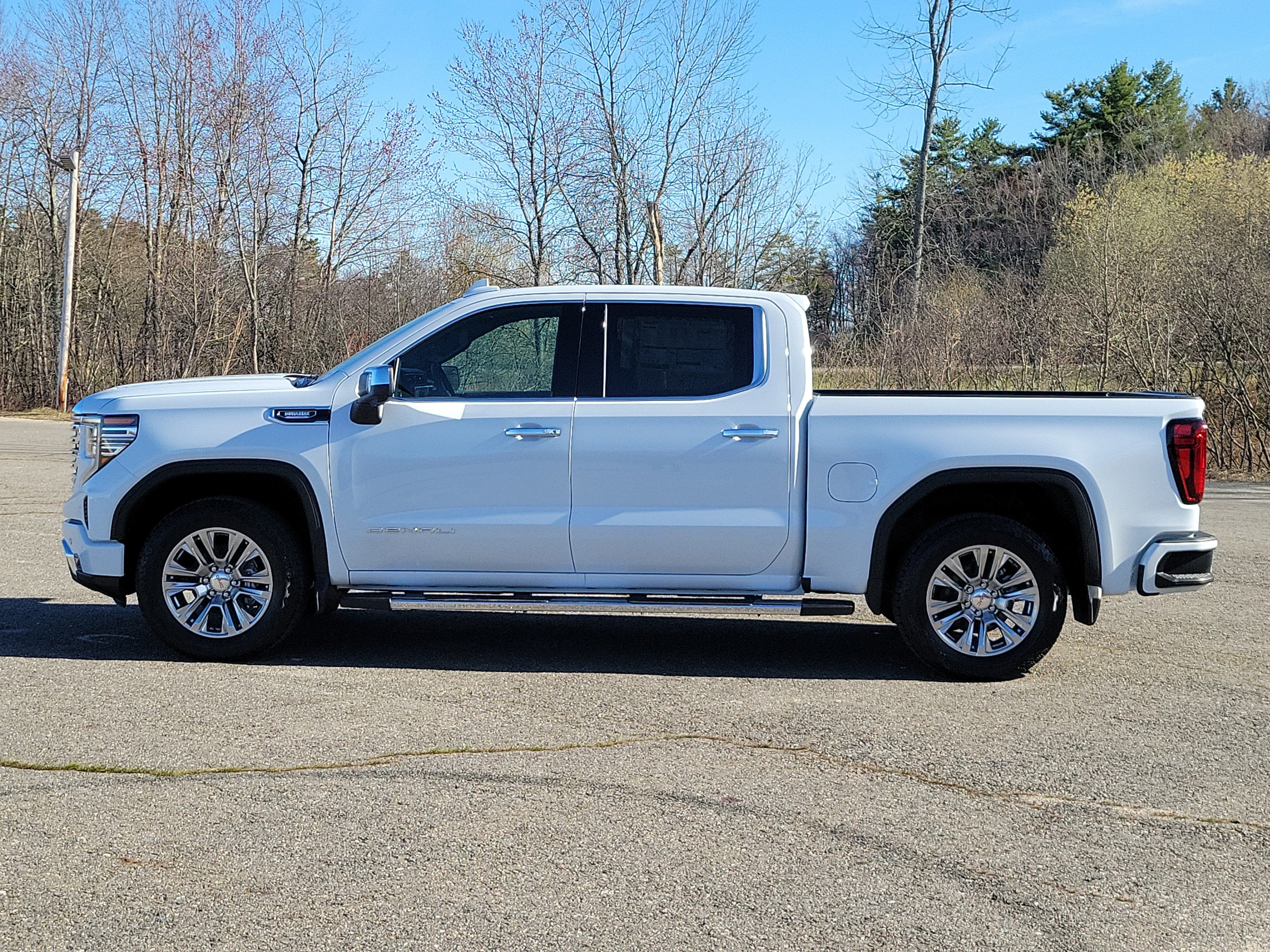 2026 GMC Sierra 1500 — side profile view