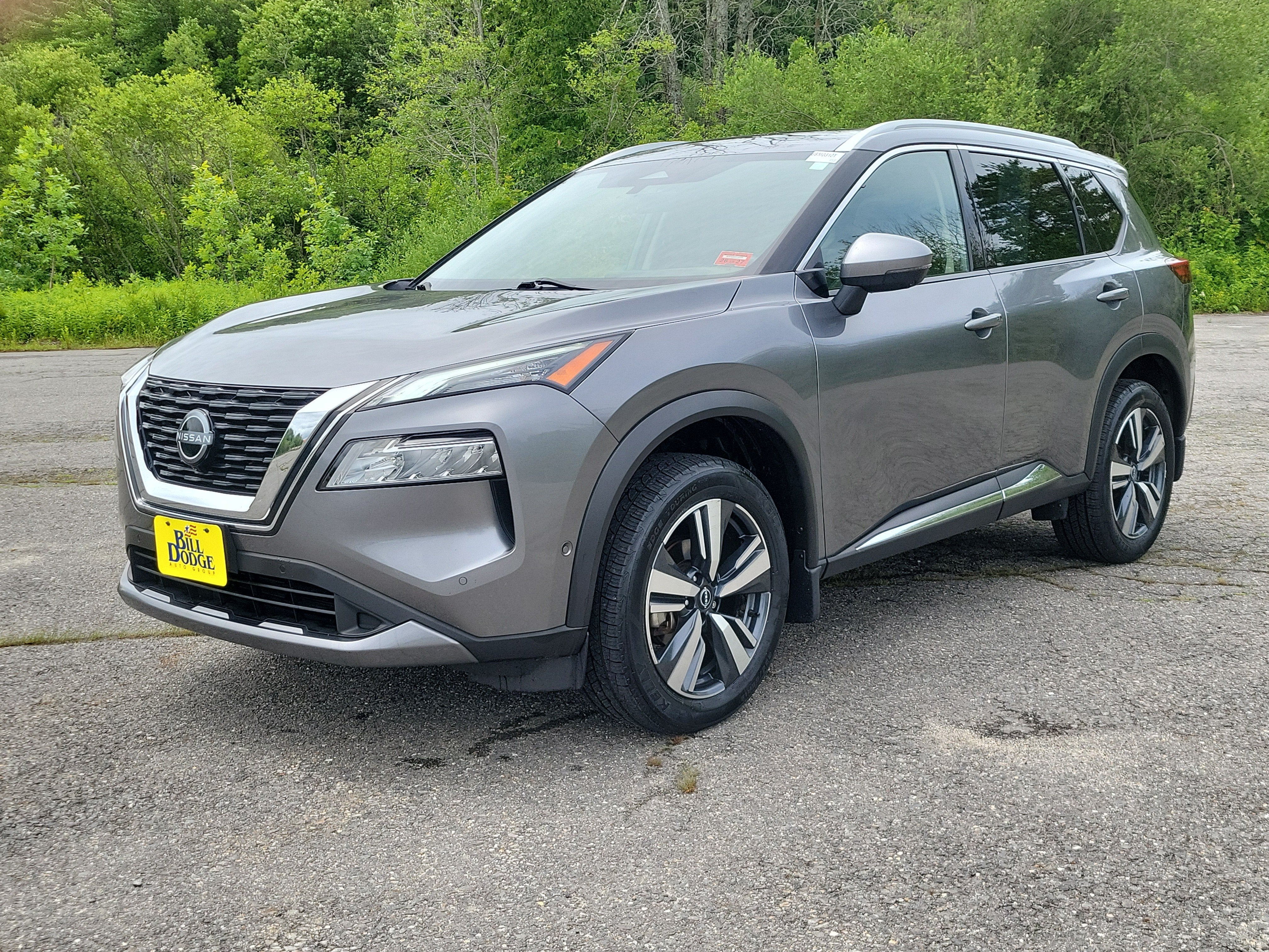 2023 Nissan Rogue SL Intelligent AWD in Gray — front three-quarter view